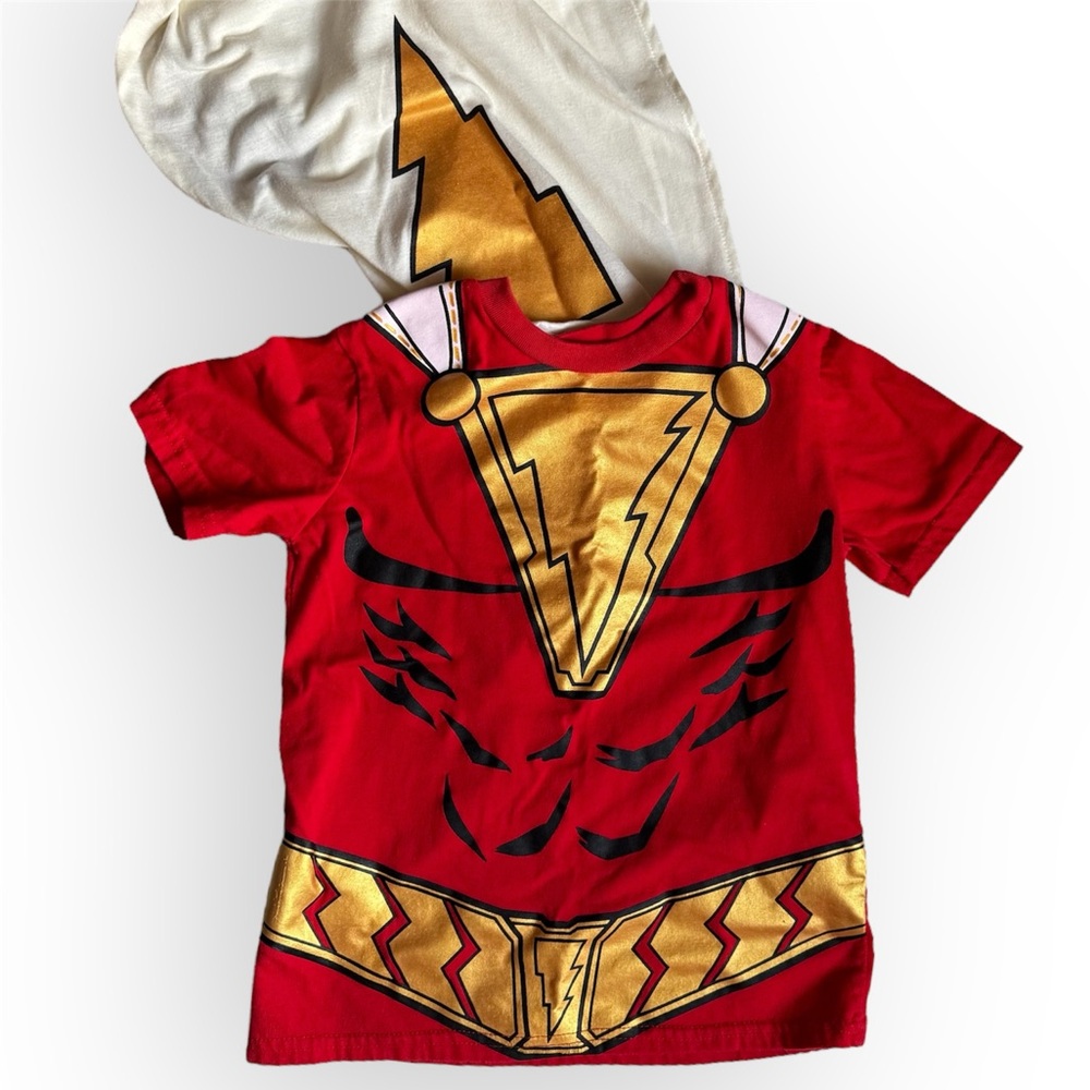 Shazam Cosplay Tee With Cape